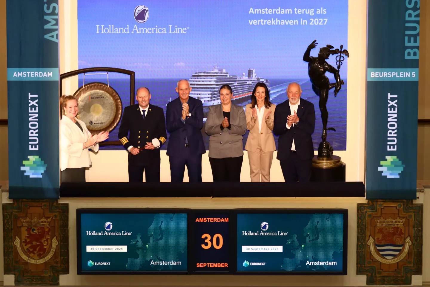 Holland America Line celebrates the expansion of their fleet with a gong ceremony