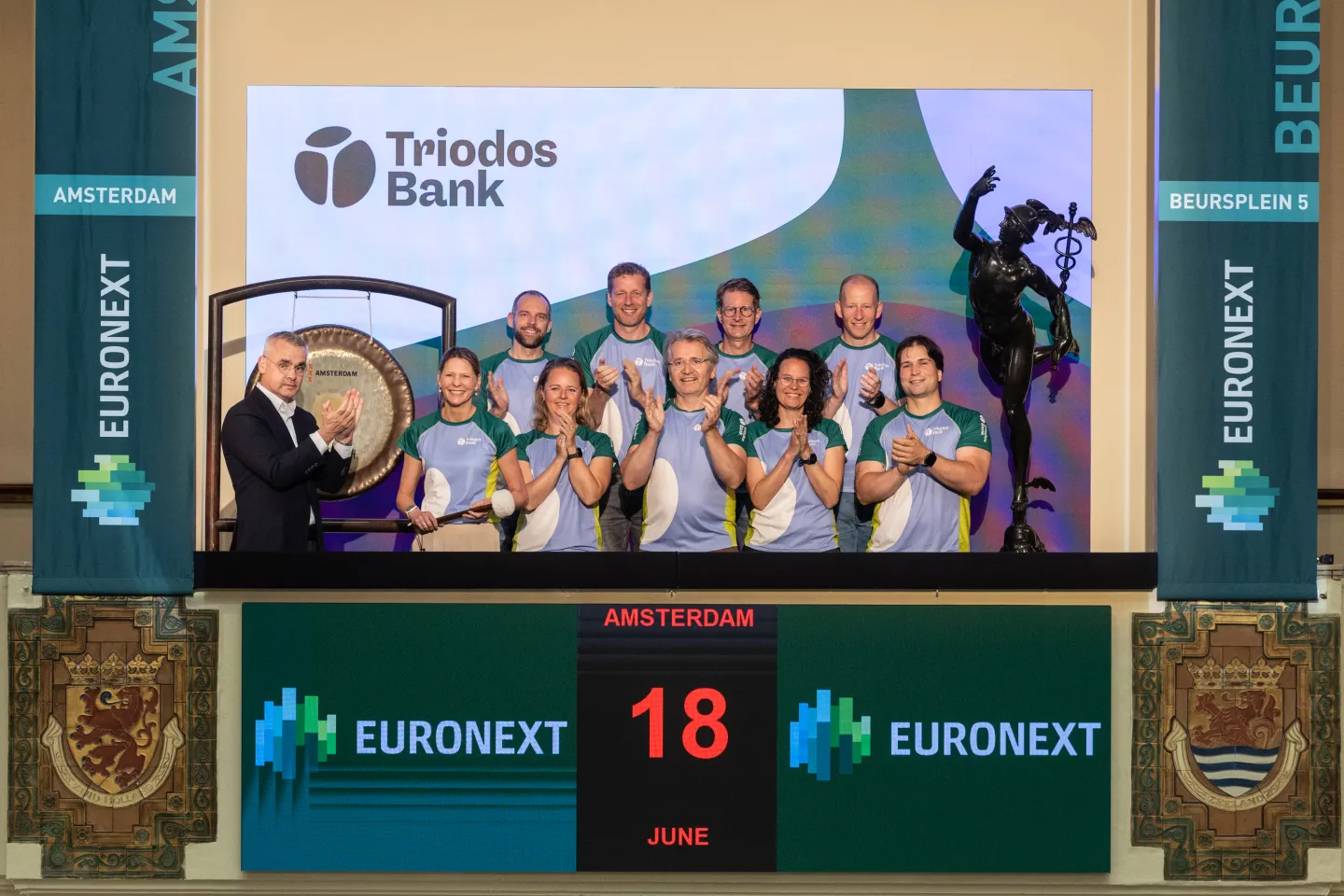 Triodos Bank celebrates first anniversary of listing