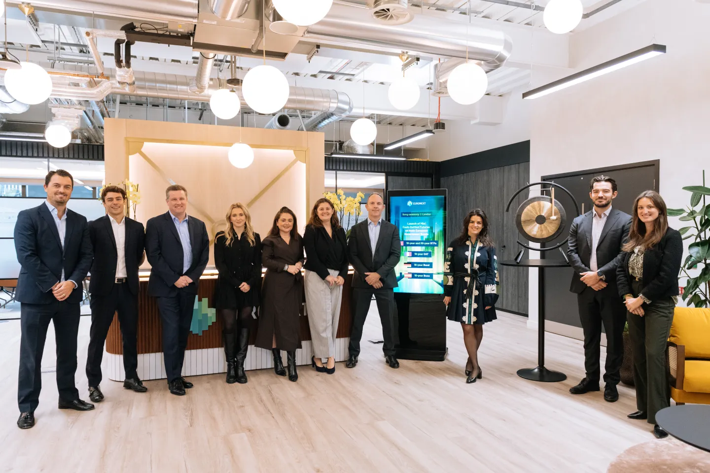 Gong ceremony at Euronext London (24 Sept 2025) - Launch of Mini Bond Futures