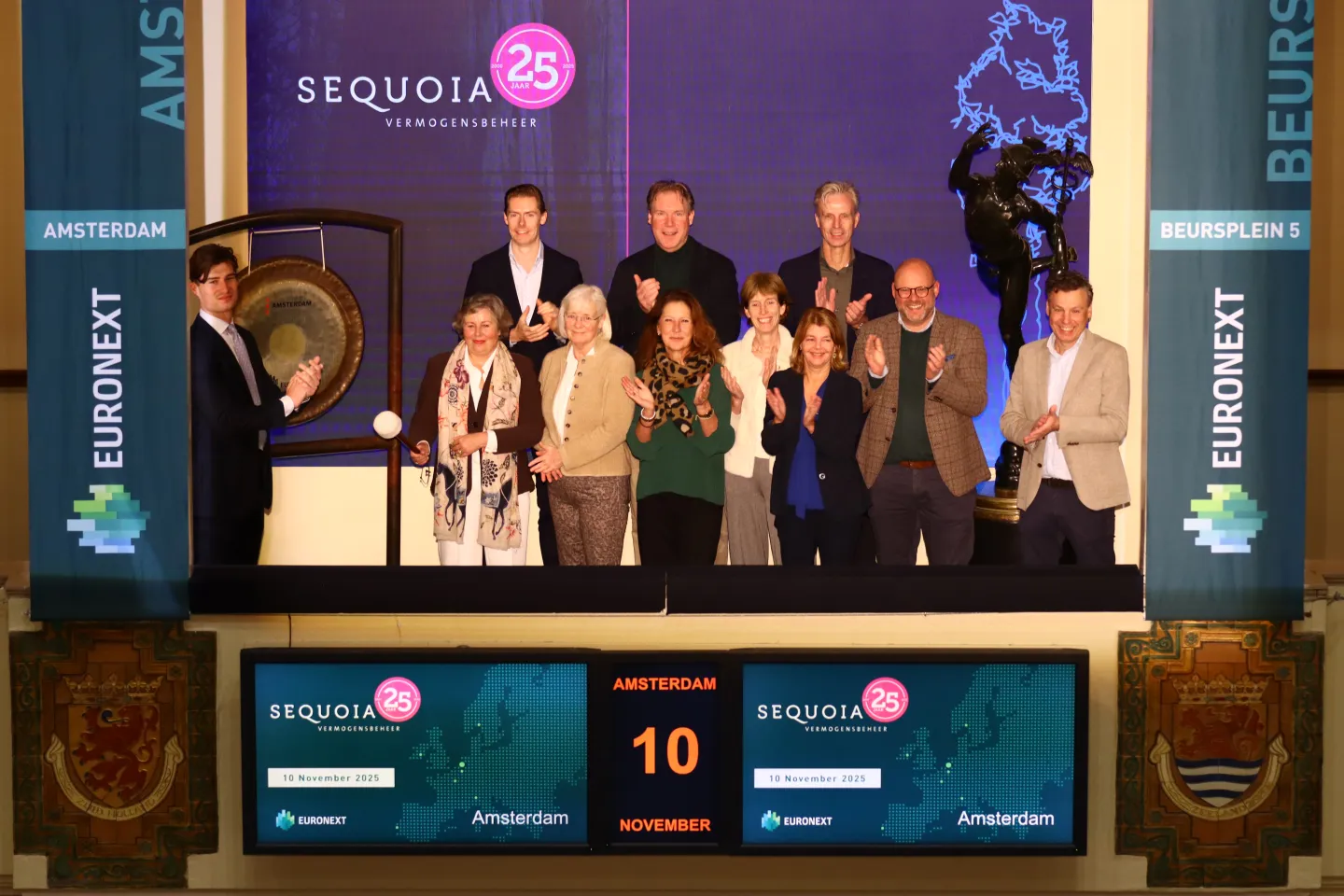 Sequoia celebrates 25 years with a gong ceremony