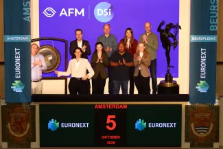 AFM and Stichting DSI celebrate renewed covenant